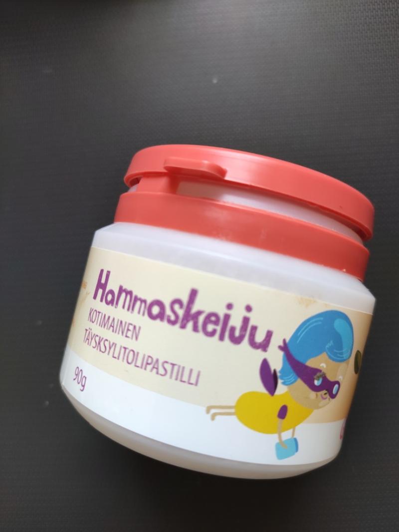 收到六月会员礼物，体验了一下，很普通的糖的感觉，但吃完的确嘴里清爽了不少。不错的体验。生财有术其实可