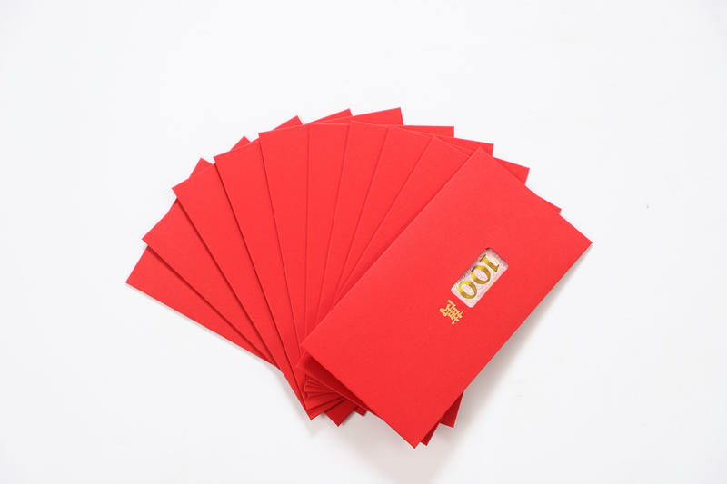 我定制了2款创意红包袋(“一个亿”和“日富一日”)，很适合做为过年和新年开工红包，让过年发红包更有意