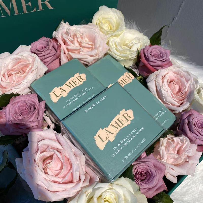 自己一直关注布偶猫，从15年时的两三万预订排队半年，到现在五六千就可以买到现货。
布偶猫会和泰迪藏獒