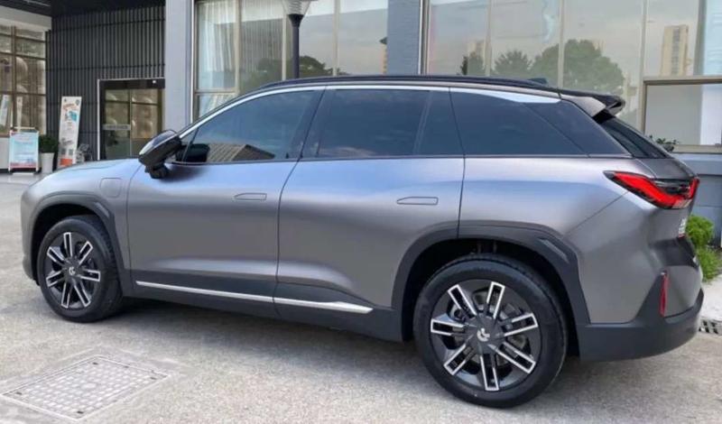 轻享 
最近花了一点时间试驾了新能源汽车，基本上都是在市场上比较热门的车型，今天和大家聊聊试驾后