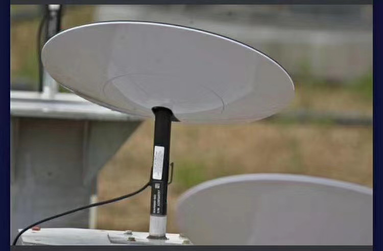 //马斯克公司新上的太空5GWiFi，买一口锅就能无线上网，中国移动，中国联通，中国电信是不是感觉到
