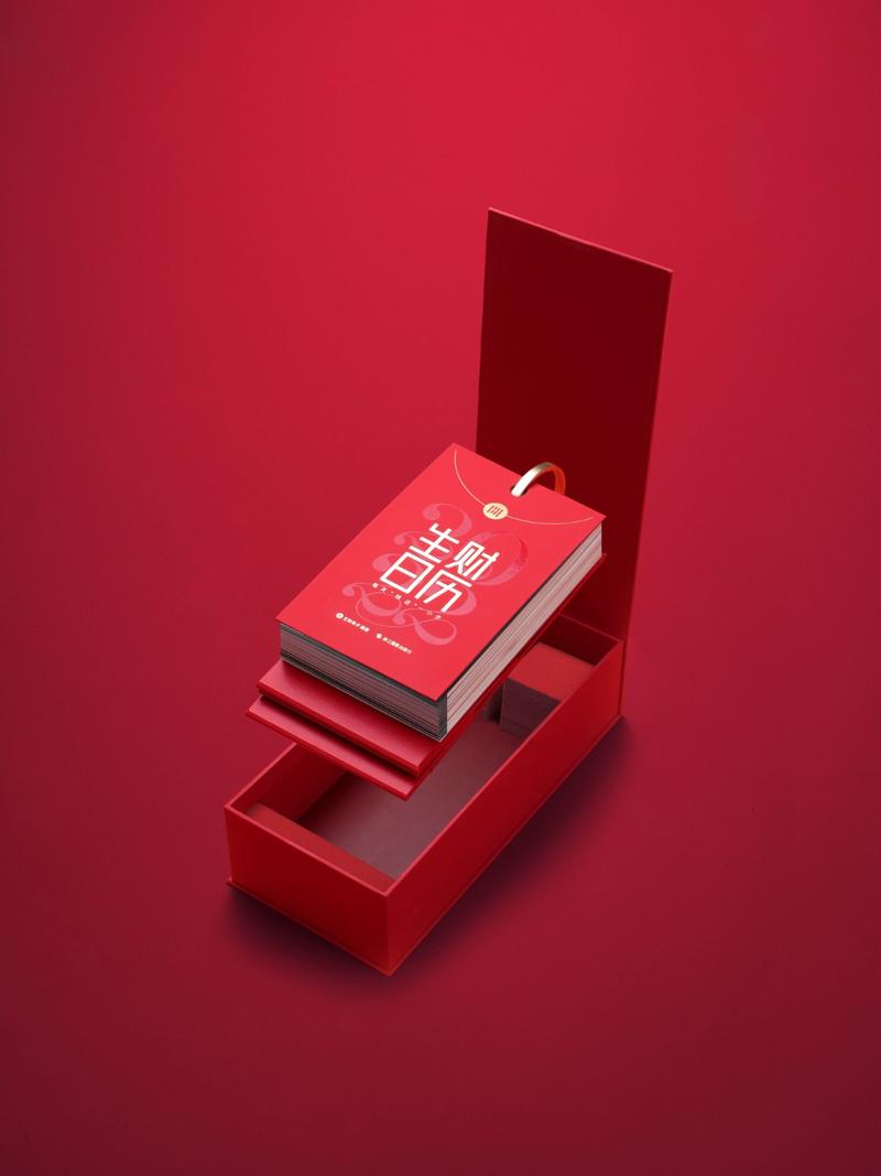 刚拿到手的生财日历2022实拍图，立刻来分享给大家，先睹为快。
颜值可不可？
其实，内容更有料，