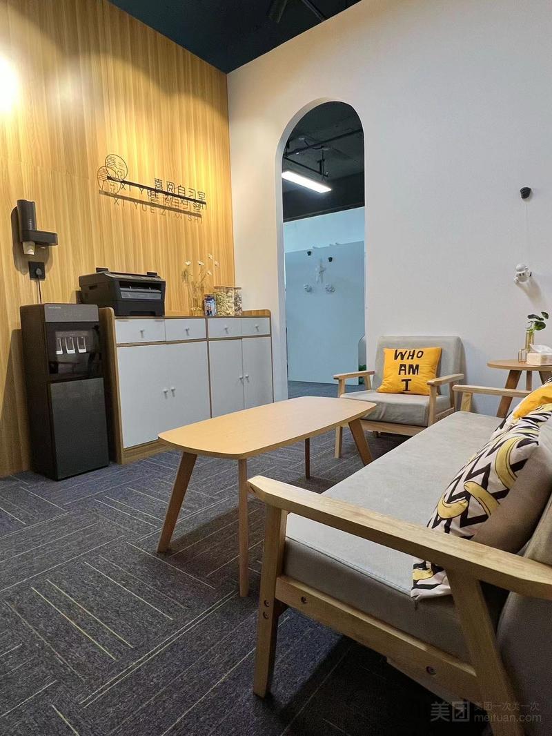 涛说  ，平民开店手册「一」，
经过这三年特殊时期，感觉互联网增速趋缓，很多朋友放了一些心力在实体