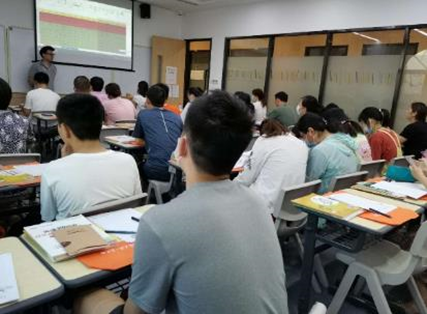 线下教培机构如何从0招2800名暑假班学生？
我做了7年在线教育用户运营，用户增长和转化都负责过。