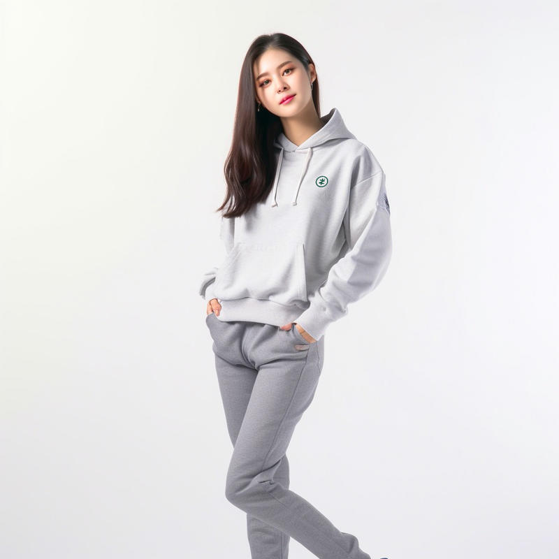 有人问今年的生财T恤什么样子。
我也不知道，还没生产出来，不过今年T恤样式大概率会由AI来设计。