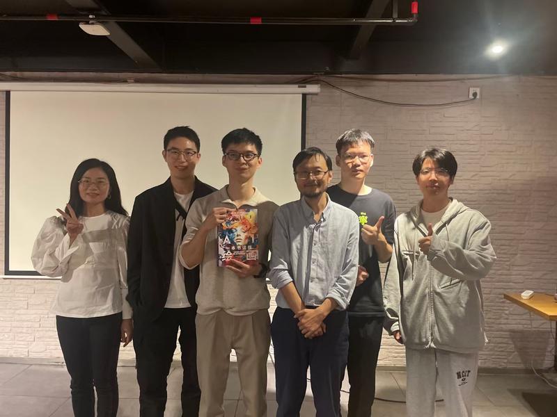 #第一次深圳线下组局之AI视频
​
​1⃣️第一次组局来了41个人，上周刚当嘉宾，感受到确实组局比当