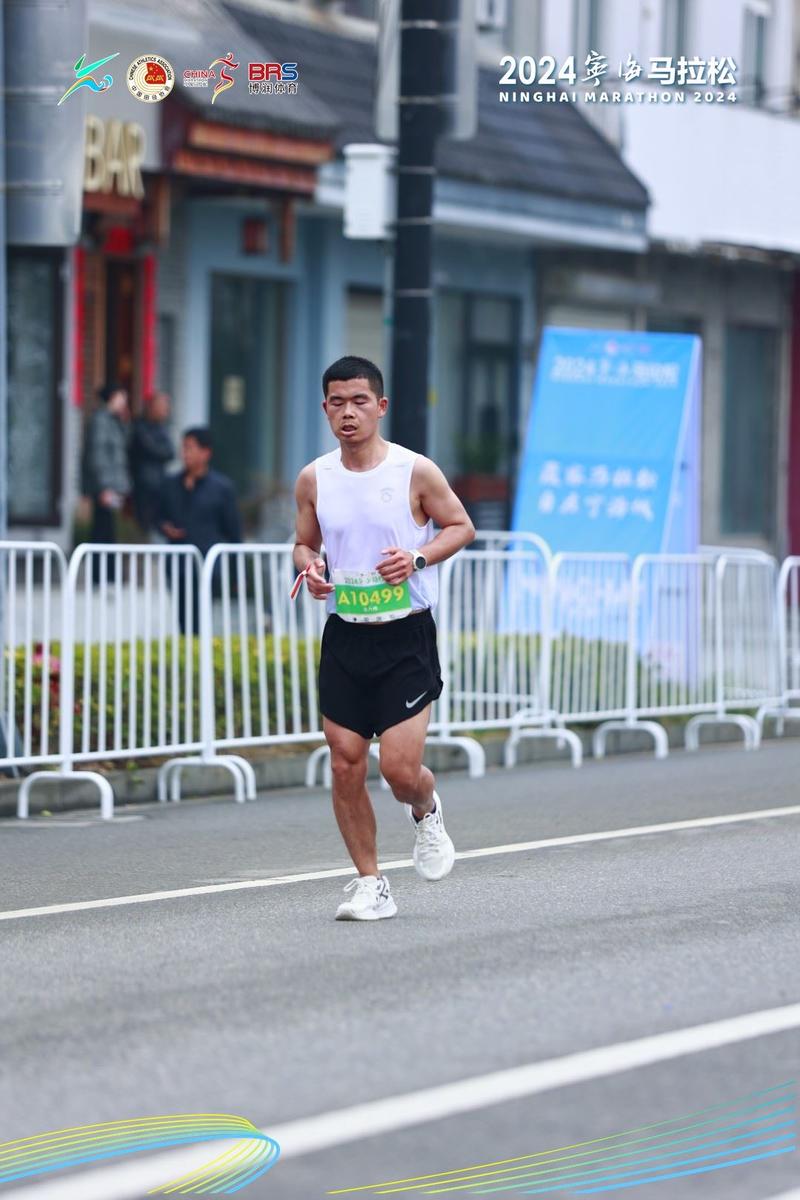 如何用AI辅助小白3个月完成人生首马，340完赛？
你好呀，我是月入10万+的指令工程师、AI指令