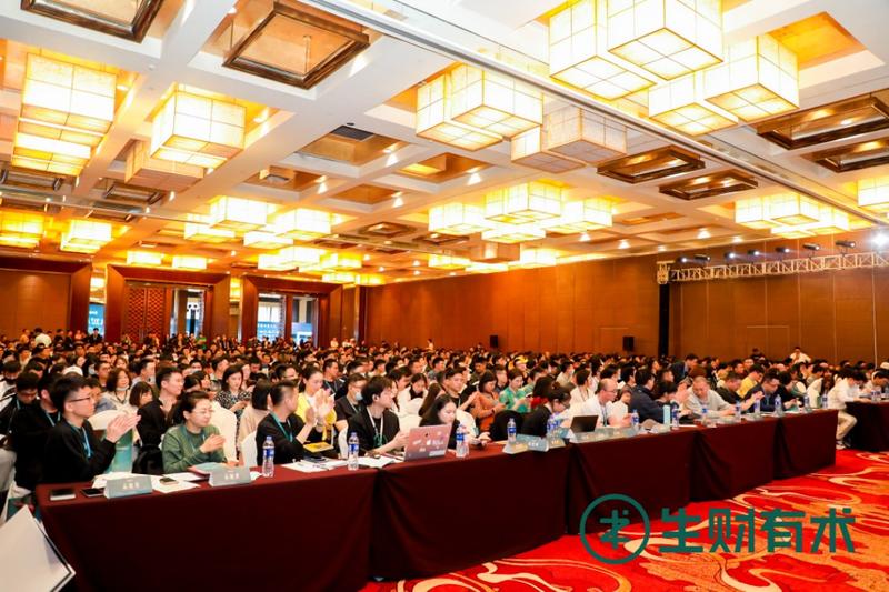 如何组织好一场规模上千人的见面会的线上协作？
#全国见面会# #复盘# #线上团队# 
全文指路👉🏻