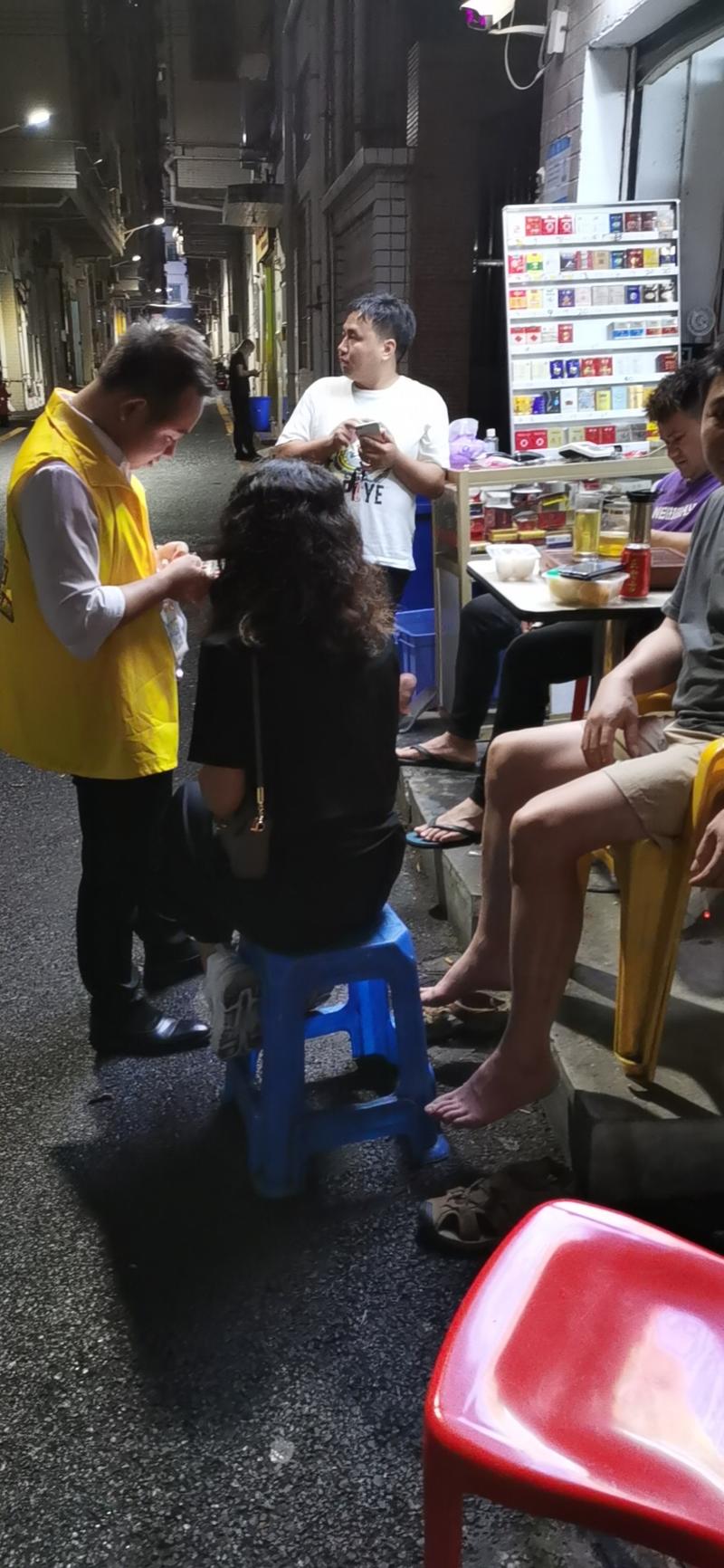 社区团购混战再升级,普通人单城市百万佣金机会
快11点了,搞一篇,去年写了一篇起底巨头混战的社区团