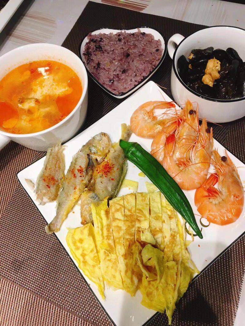 宝妈创业逆袭，借点品牌的势
大家好，我是Moni，之前写过一篇文章，因此收获很多反馈和交到很多朋友