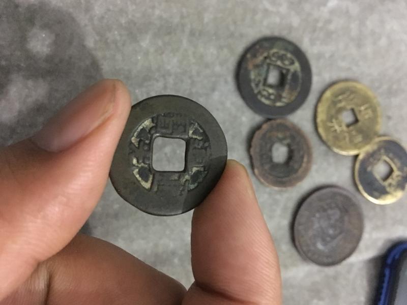 从理论到实践。从0到1的跨越。
还记得今年年初亦仁大大发布的一个话题，如果赚不到一百万身上的炸弹就要