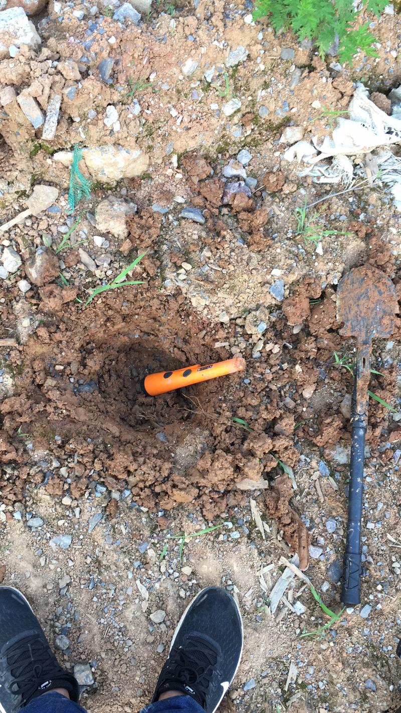 从理论到实践。从0到1的跨越。
还记得今年年初亦仁大大发布的一个话题，如果赚不到一百万身上的炸弹就要