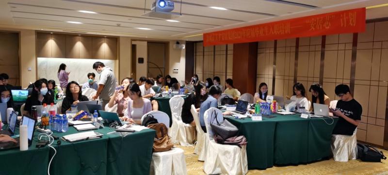 轻享   龙珠   第一桶金   案例分享   思路分享  
普通人《一年顶十年》落地案例实操流程