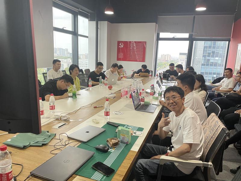 《首次线下GPT实战组局，来波超级干货分享+复盘》
大家好，我是乔帮主。国庆期间（10月6日）在杭