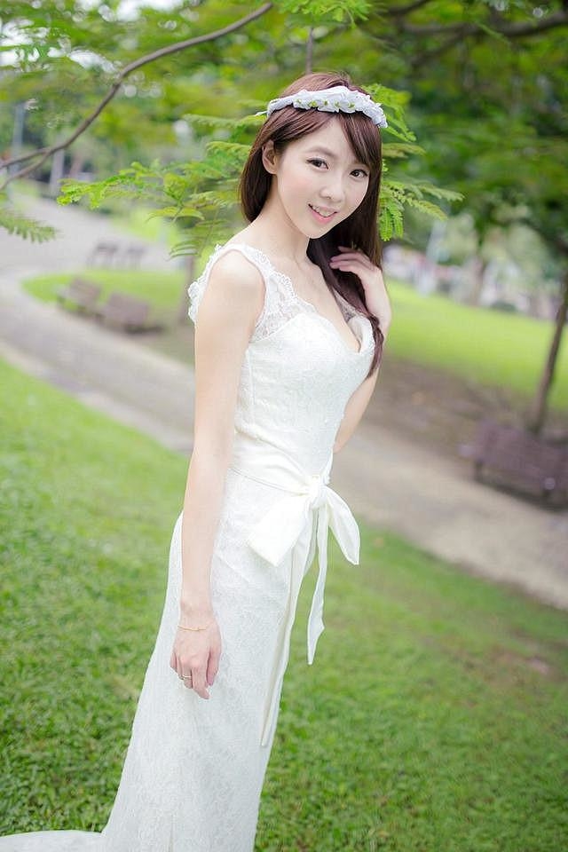 大家好,我是浪久,Ai快闪活动第一篇作业来了!
3月9日参加了破局的快闪活动【Ai写真变现项目】