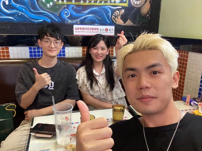 大家好呀，我是宋大刀，好久不见，这个暑假我去我花了近一个月的时间去拜访了生财有术20多位圈友。最终写