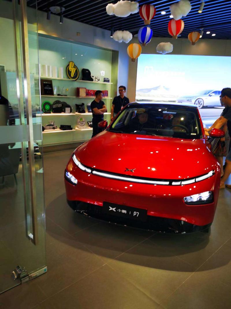 轻享 
最近花了一点时间试驾了新能源汽车，基本上都是在市场上比较热门的车型，今天和大家聊聊试驾后