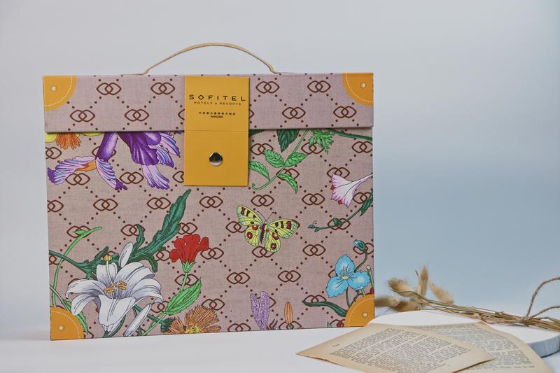 月饼证劵化已经有一段时间了，我来分享一下另一种的月饼玩法。
宁波的月饼市场这几年已经逐步从证券化演变