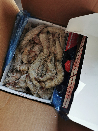 春节前，我提前了几天从北京回老家。
我家里是做海鲜批发生意的，很多抖音网红从我们这进货，量都非常大（