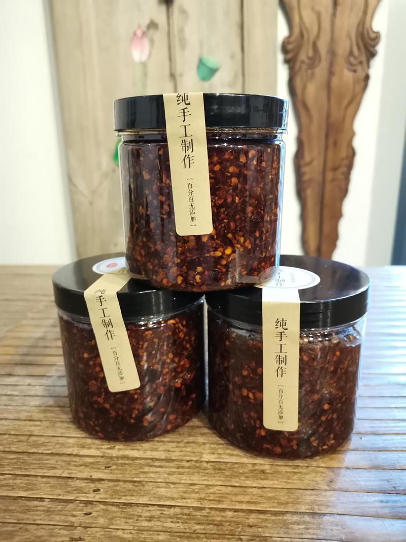 请问一下各位高手，自家的三十年祖传秘方想去运营，应该怎么做，没有思路，大神们打扰了，期待私聊[愉快]