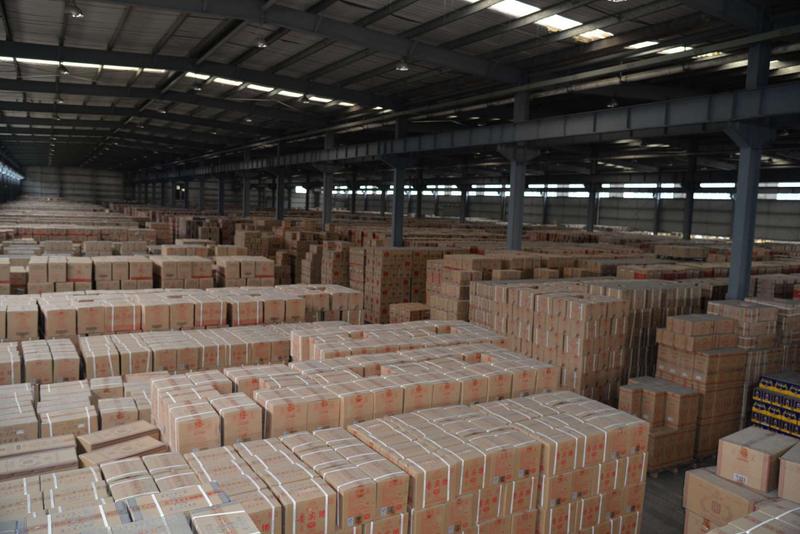 朋友是茅台代理商，手底几万箱茅台v30,有分销渠道的朋友私我一下，价格极优。v:1516726688