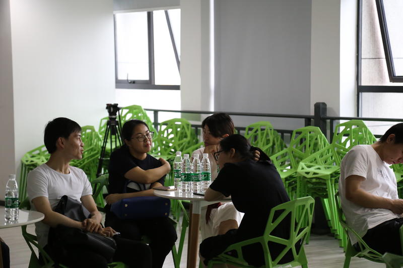 生财有术武汉见面会(2019年5月25日) 总结
现在5月29日2:00，聚会已经过去了三天整了。