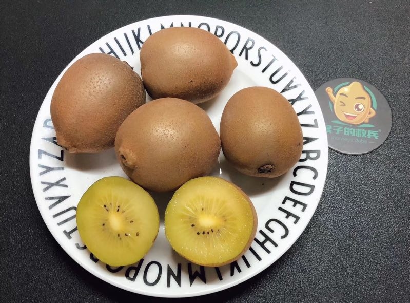 🐒猴子的救兵猕猴桃
猴子的救兵五年了，老板是一名程序员。五年来，一直坚持副业经营猴子的救兵，自家种，