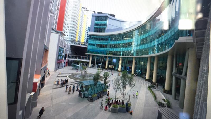 . 自我介绍   一起赚美元  
去年感觉3月在国内看不到希望，就一个人跑去了东南亚，越南，柬埔寨