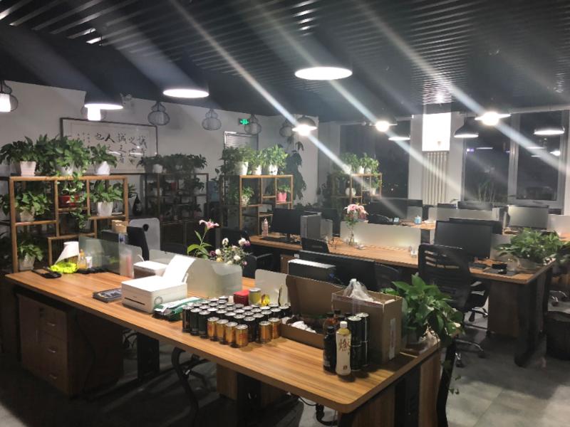 分享下买房遇到的坑。
这个可能对圈友有用，圈友们一直在学习生财之术，早晚会赚大钱的。
而大多数中