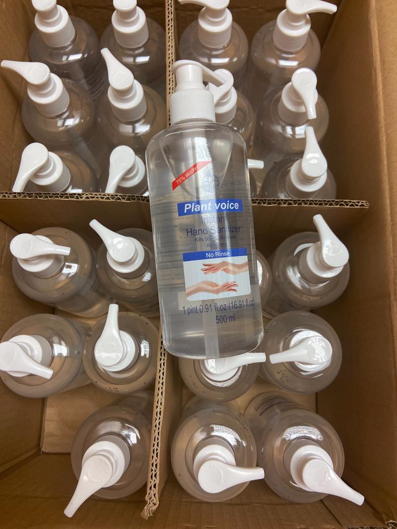 生财的各位前辈们大家好：
     本人小透明一枚，在生财只适合默默的学习，来到这里最重要的一点是让