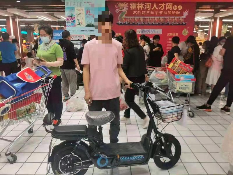 今天分享一篇文章，通过线下群发200人，3天涨3万公众号5000个人号同城粉丝，在15万人的小县城，