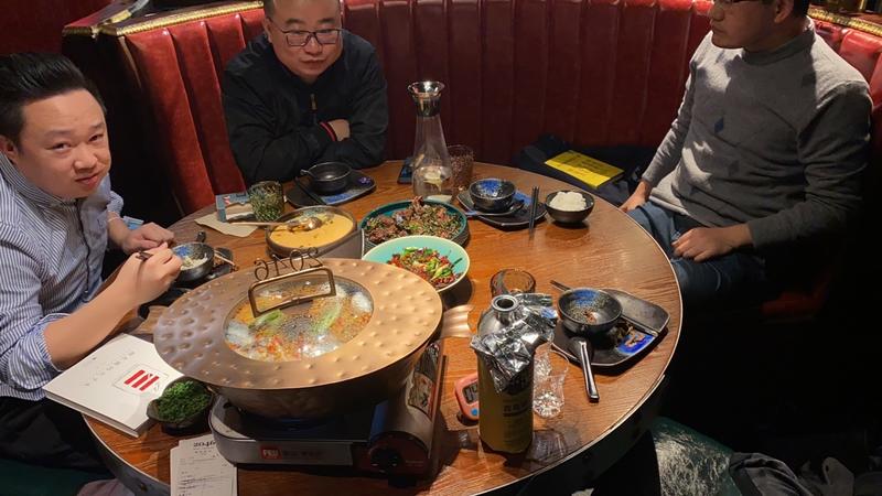 轻享  如何成为一个受组员认可的「生财见面会」组长 
帖子内容比较多，应该是万字，感兴趣的圈友可