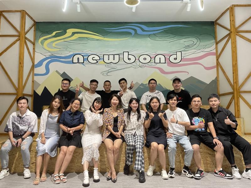 大家好呀，我是宋大刀，好久不见，这个暑假我去我花了近一个月的时间去拜访了生财有术20多位圈友。最终写