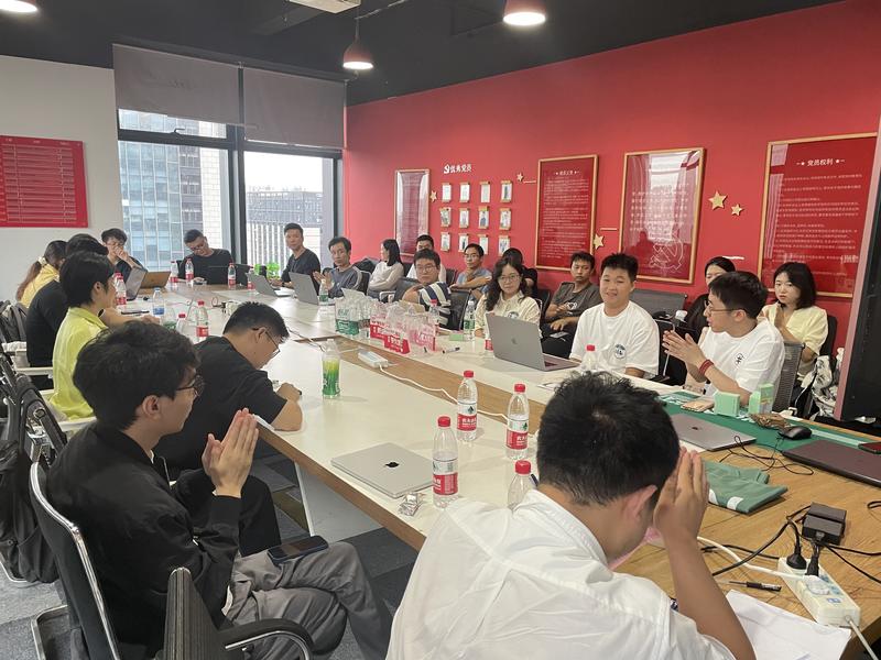 《首次线下GPT实战组局，来波超级干货分享+复盘》
大家好，我是乔帮主。国庆期间（10月6日）在杭