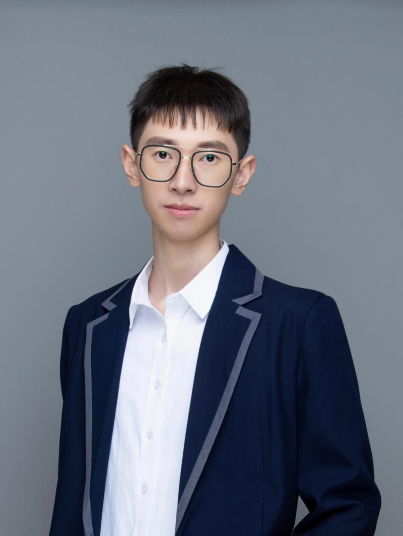 《独家AI写真变现项目，超级训练营SOP手册分享！》
各位好，我是吴东子
一夜没睡，确实没想到这