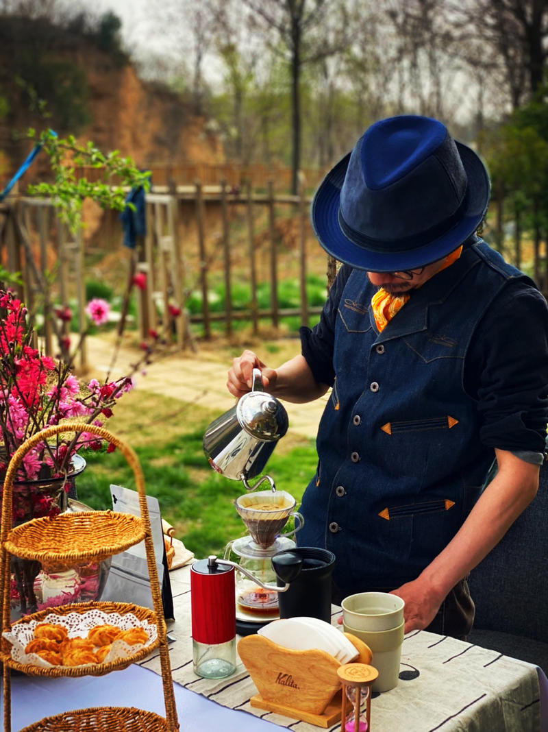 线下实体  
大家都在分享成功经验，那么由我来聊聊失败。
妈呀感觉这个我可以写一个系列怎么回事[