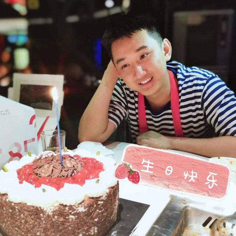 从3000元到300万，这10个生财思维，让你不走弯路斩获人生第一桶金｜写在理白的三十而立
大家