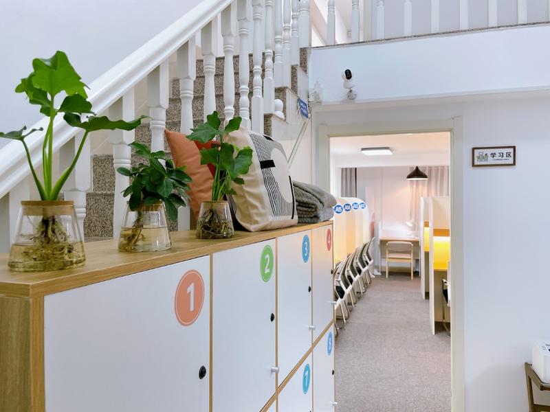 涛说  ，平民开店手册「一」，
经过这三年特殊时期，感觉互联网增速趋缓，很多朋友放了一些心力在实体