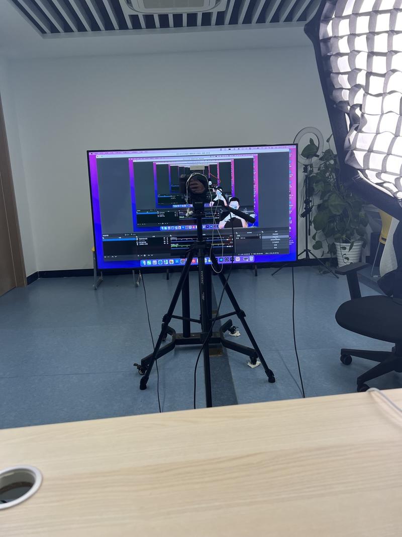 小公司的最近的思考，之前在朋友圈的思考～共勉～
一块业务的周期，从起步，到顶峰再到回落，似乎是必然