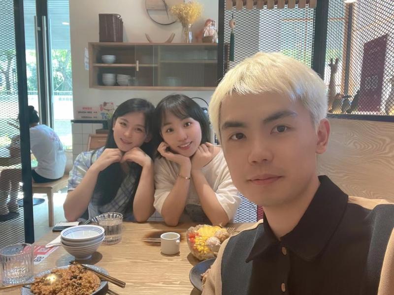 大家好呀，我是宋大刀，好久不见，这个暑假我去我花了近一个月的时间去拜访了生财有术20多位圈友。最终写