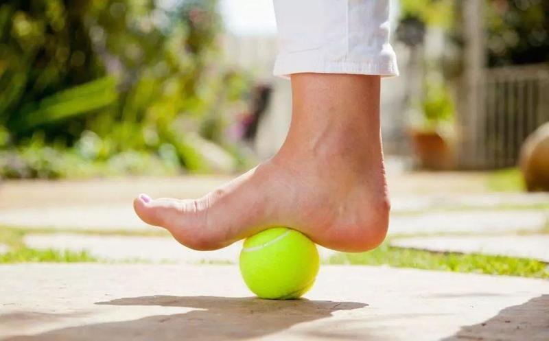 半年之间逼成7个大单，净赚30万，到底作对了哪些事情？
本文适合阅读人群：销售人员，销售管理者，