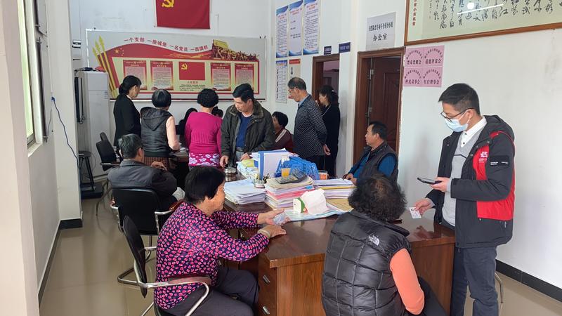 如何从每日负收益到每天稳定收入上千，只要执行力强，你也可以做到！ 思路分享   第一桶金  
发一