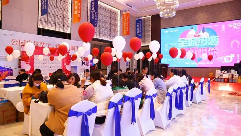 实操一天赚20万的抖音同城项目
最近抖音非常火的一个项目，就是本地相亲交友项目，这个项目的操盘门槛