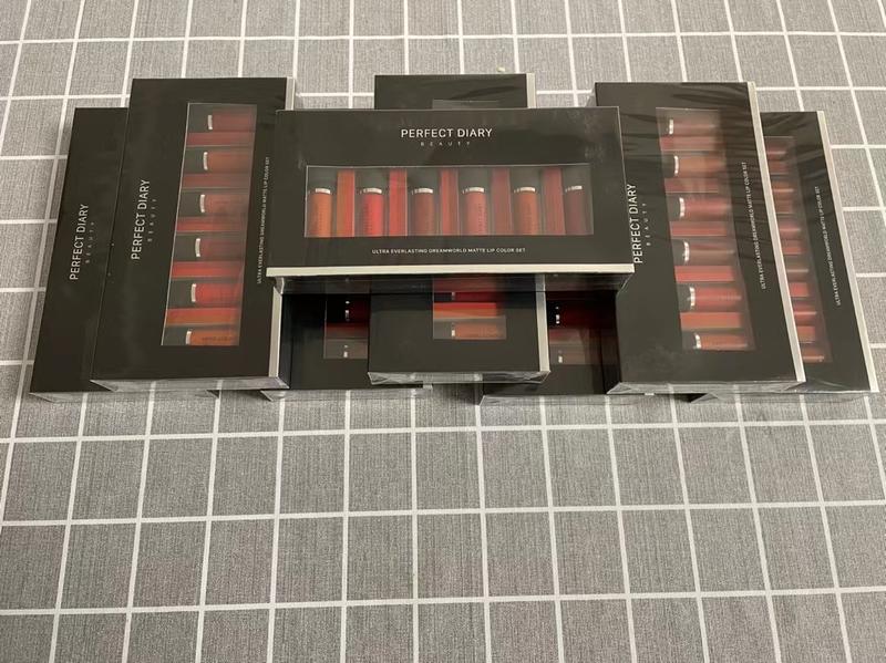 再复个盘！3.8女神节舞蹈室活动小赚7万块
去年年底写了一篇“舞蹈室开业靠朋友圈剧本＋社群快闪活动