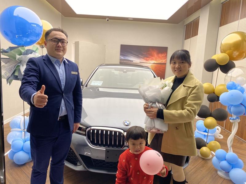 【4年家庭主妇做淘宝客10个月提宝马车】
哈喽，我是郑州的淘客新人朵朵，今天把我