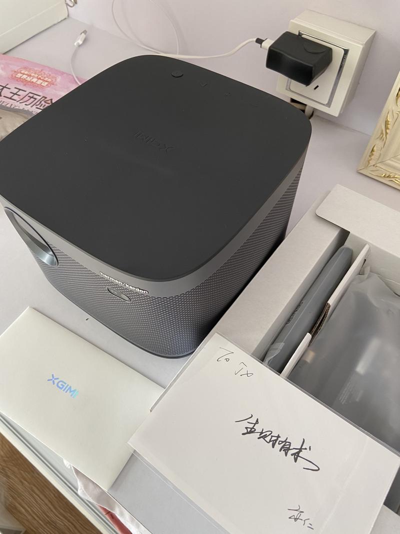 投影仪收到了，非常棒，感谢