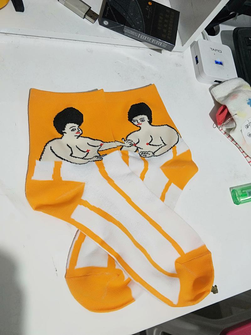 有素材提供者吗？
有兴趣可以合作一款小污袜