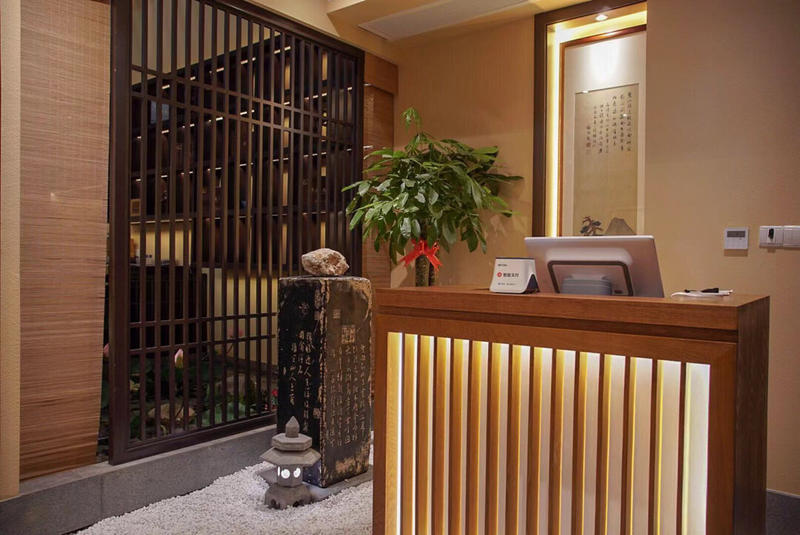 自我介绍  
昵称：沐九哥
城市：杭州
微信号：439688213
进来有段时间了，所以做个自我