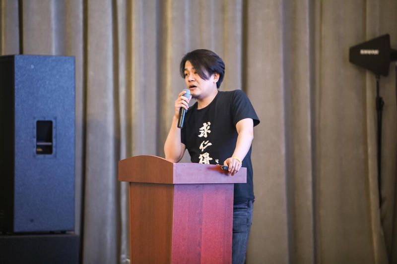 嘉宾分享  part3
曹大和冯大低调，不晒他们的分享照了。